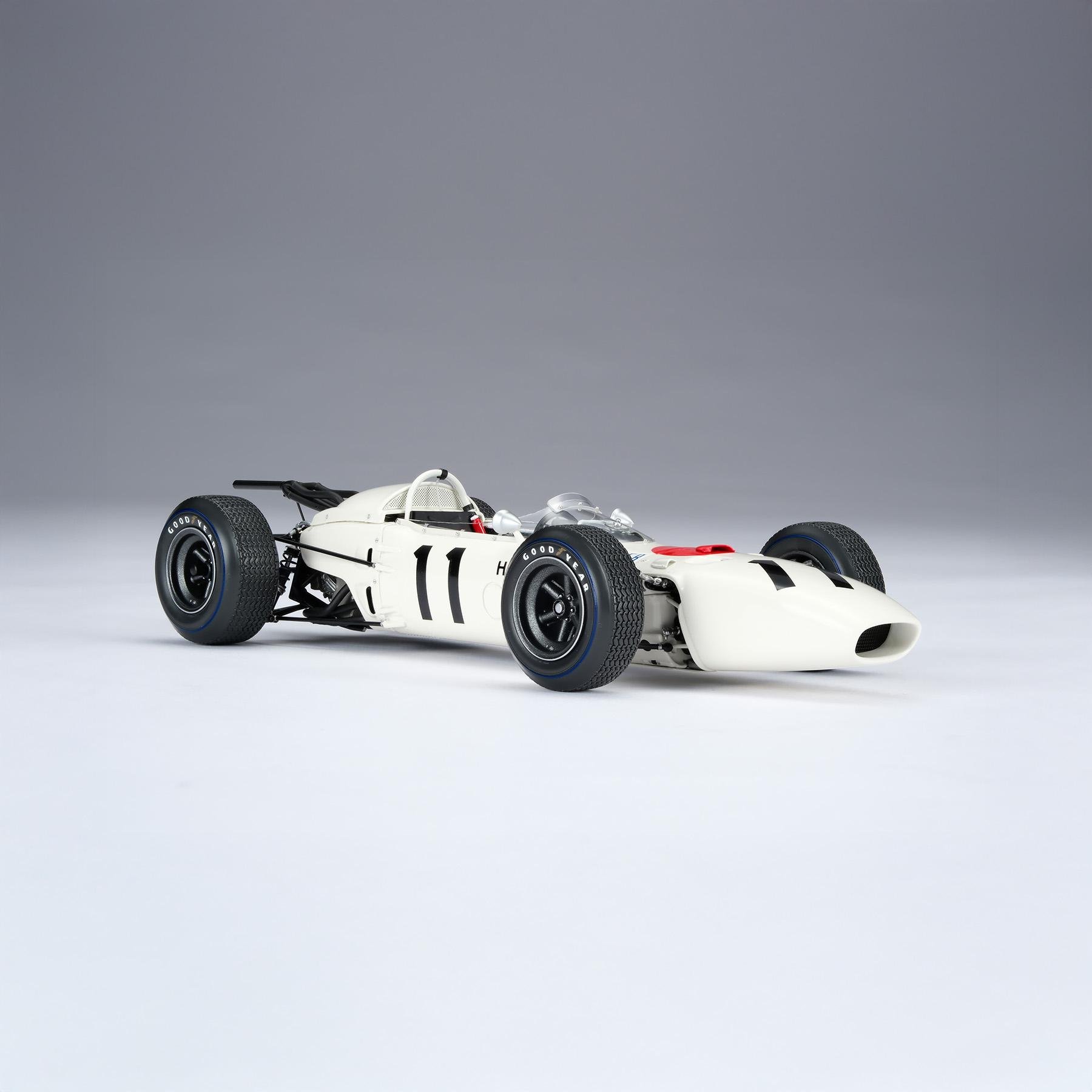 Honda RA272 1:18 Scale Model
